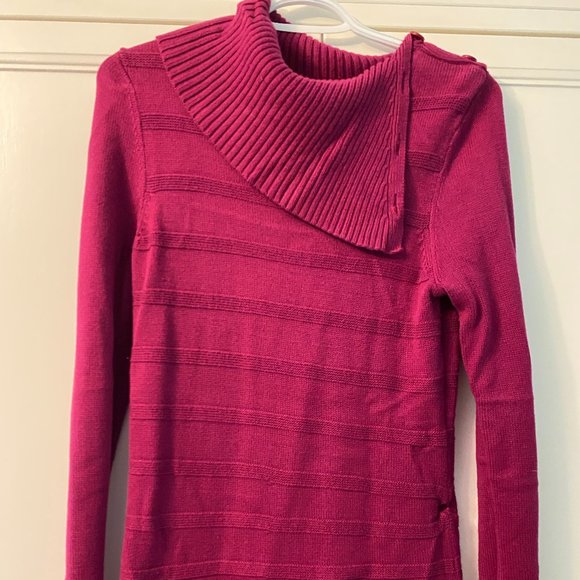 Assorted Sweaters - Picture 6 of 13